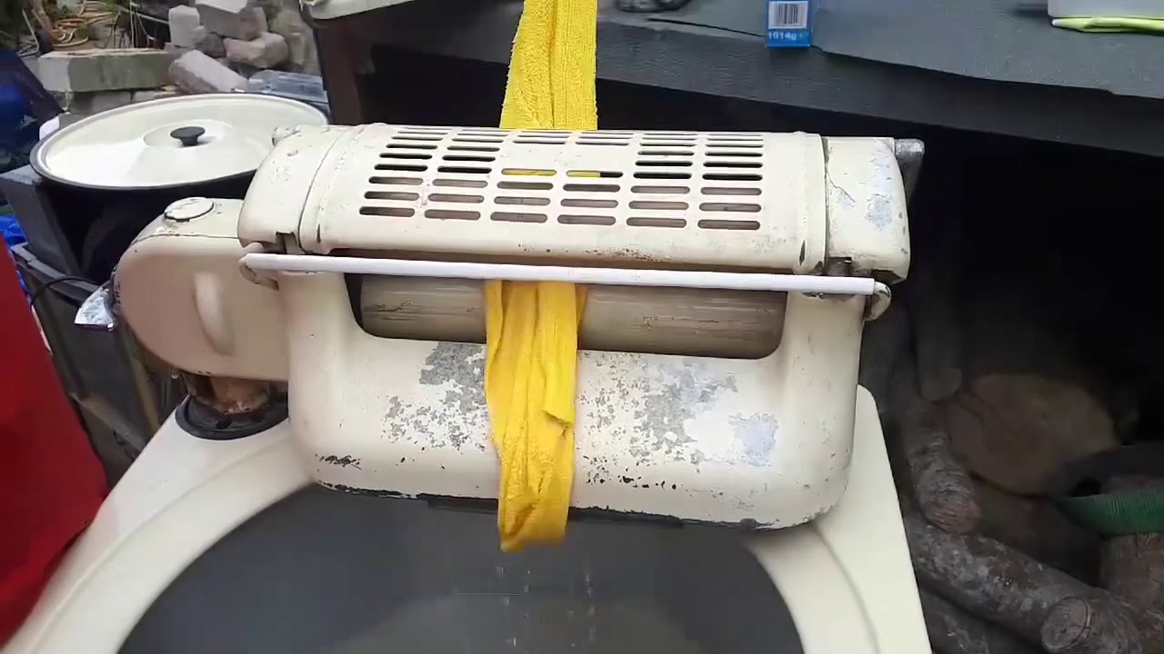 Watch Vintage hotpoint empress washing machine roller action on YouTube Watch Vintage hotpoint empress washing machine roller action on YouTube