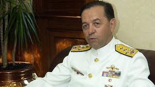 Küdenfor Geleneği̇ Ami̇ral Özden Örneki̇ Unutmadi