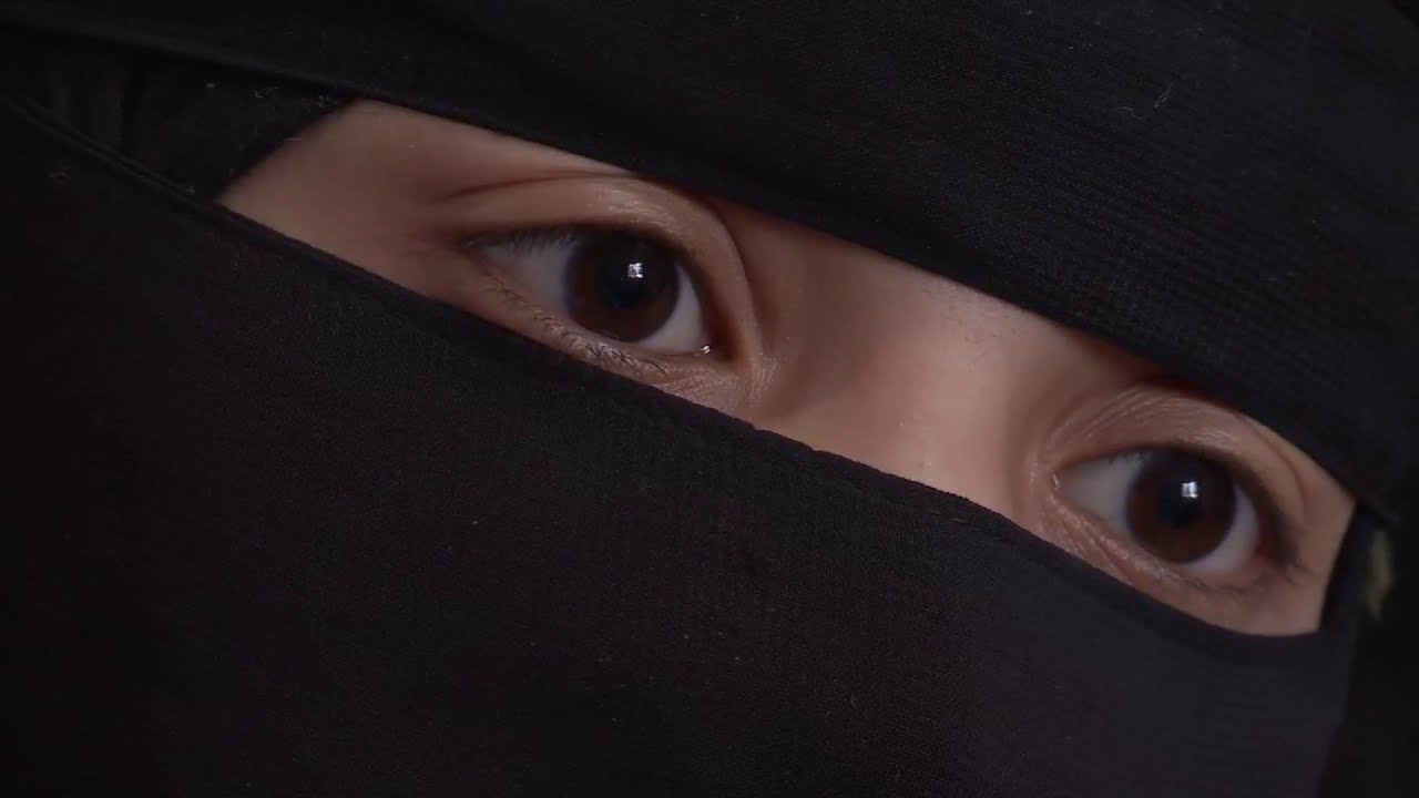 Ces deux femmes belges racontent leur vie sous Daesh