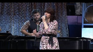 Video-Miniaturansicht von „The Power Of The Cross (Live from Sing! 2017) - Keith & Kristyn Getty“