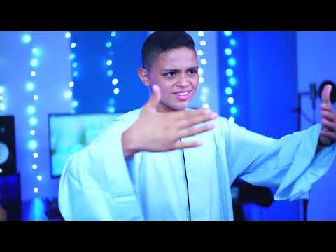 همدح طه الهادى شفعنا المنشد محمود حماده المسلمى