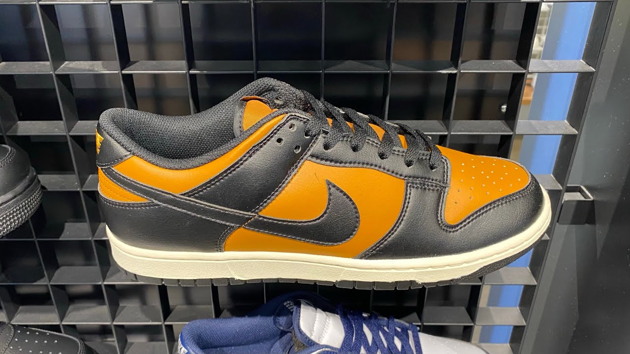 Nike Dunk Low Retro (Desert Ochre/ Pale Ivory/ Black) - Style Code: HF5441-701