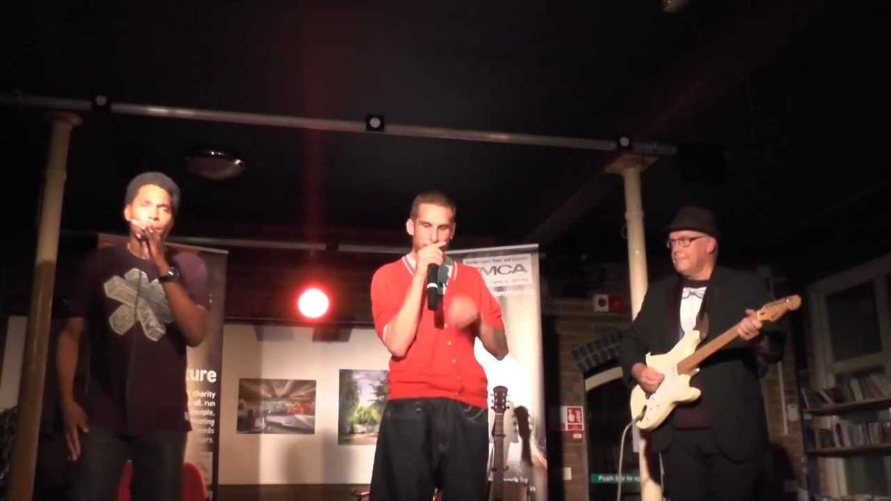 Nu-Lite - Sweet Dreams (Eurythmics Cover) Live at the Brewhouse, Burton on Trent
