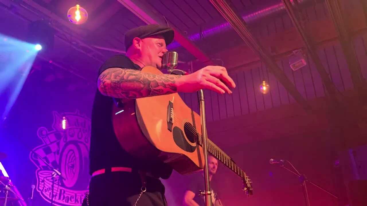 Eddy and the Backfires - Tornado