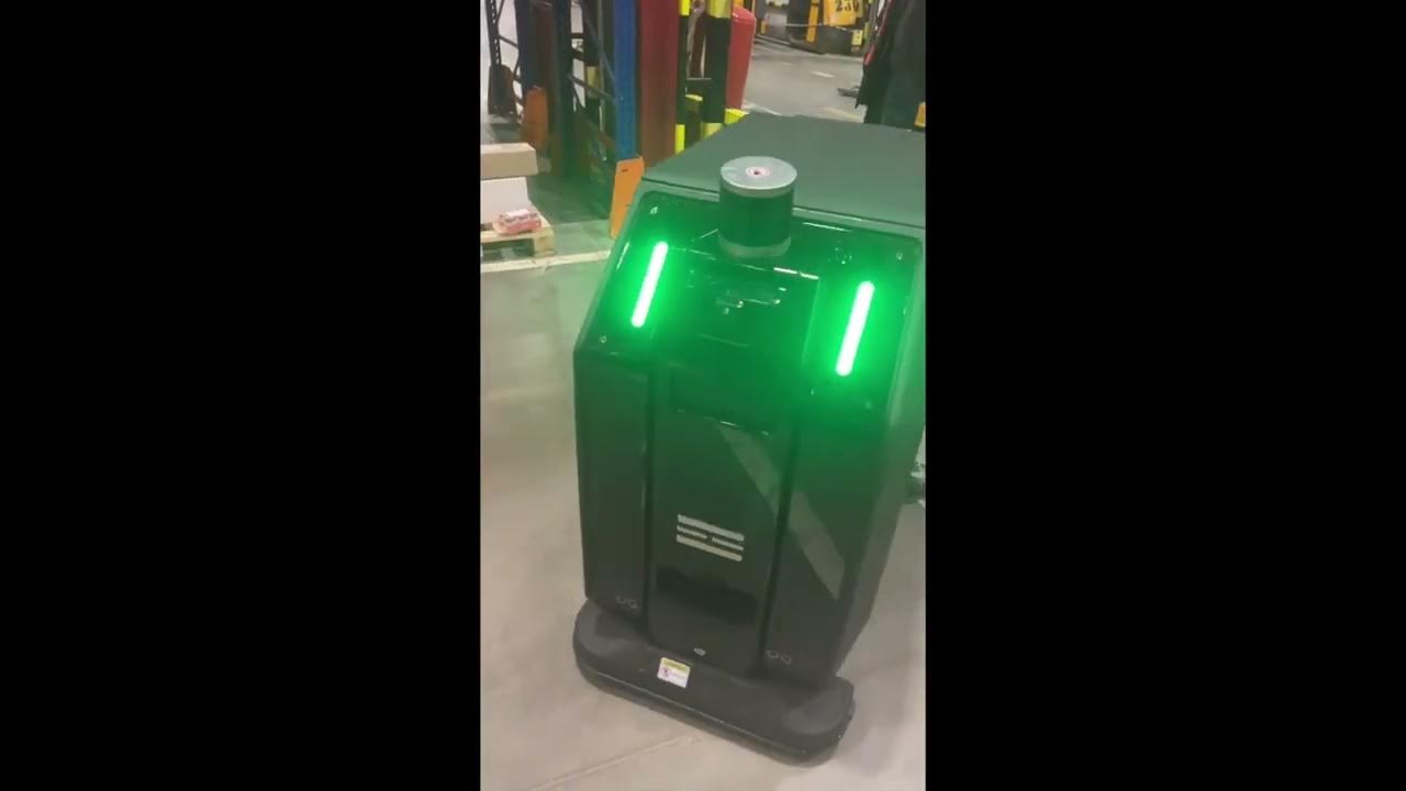 Поломоечный робот Noblelift - YouTube