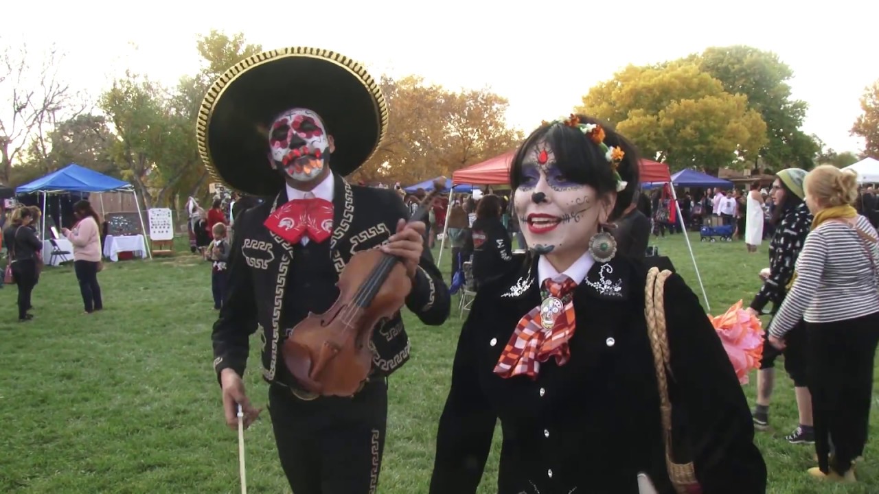 Dia de los Muertos Marigold Parade and Celebration/ South Valley