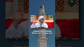 ceramah Al ustadz H.ilham Humaidi harus kita dengar.
