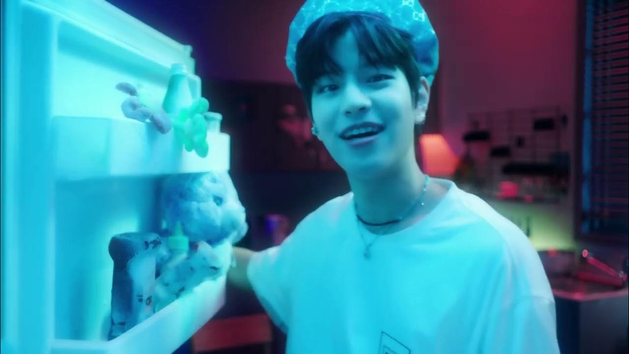 Stray Kids - DOMINO MV Stray Kids - DOMINO MV