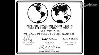 President Richard Nixon and the Apollo 11 Plaque
