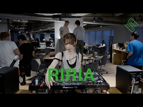riria | CANTEEN Studio Radio 1