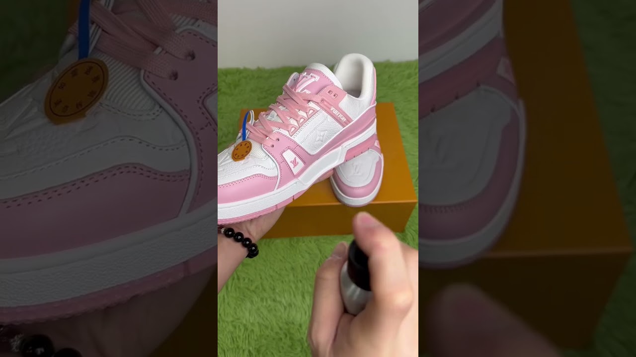 LV Trainer Pink Rose 