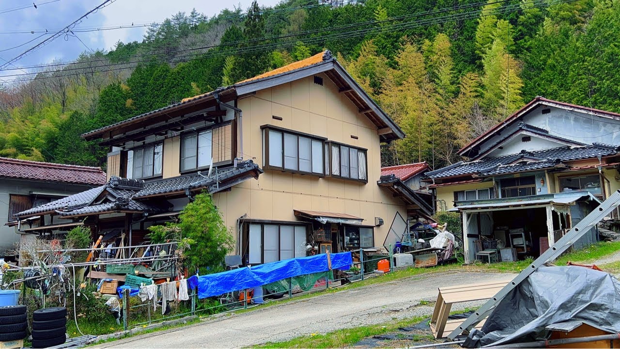 [4K HDR] Japan Walk | Most Beautiful Village Walking Tour - Captions & Immersive Sound
