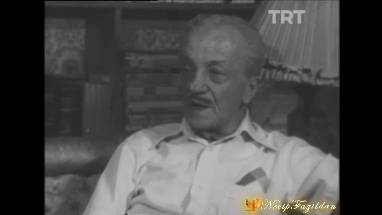 Necip Fazıl Hayatını Anlatıyor (TRT arşivinden)