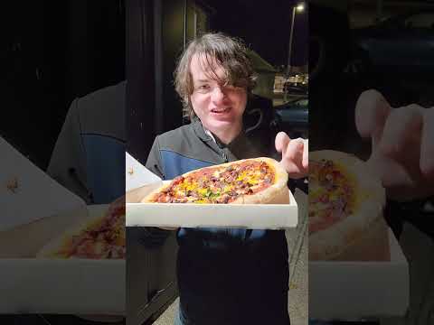 I Found A Pizza Vending Machine In England