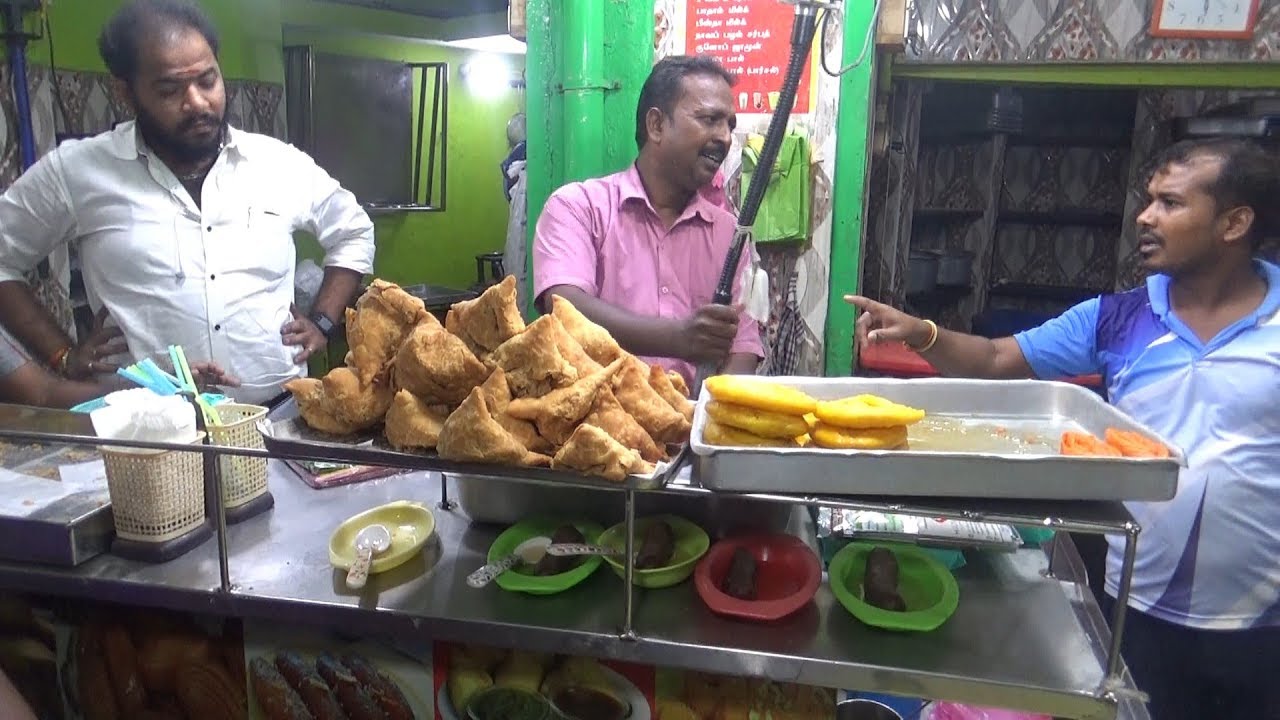 Chennai People Enjoying Lassi & Masala Milk - Street Food Chennai India | Indian Food Loves You