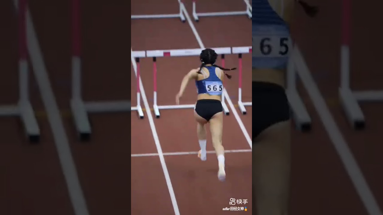 cute women its advantage running athelits