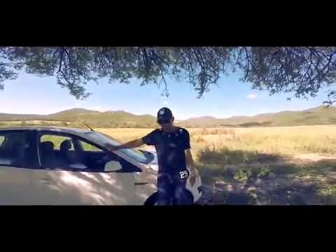 شاب  لاميزير