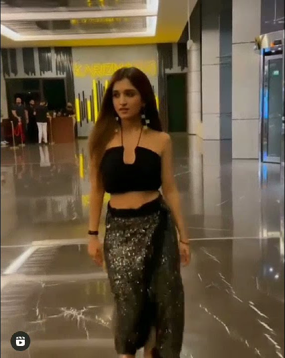 Nidhi aka Kinjal's swag😎|| In dubai|| Anupama