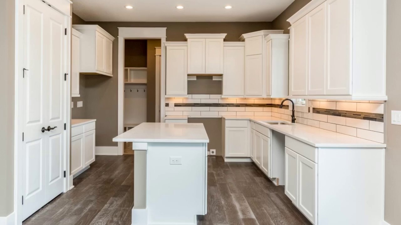 6188 Acadia Dr West Des Moines, IA 50266