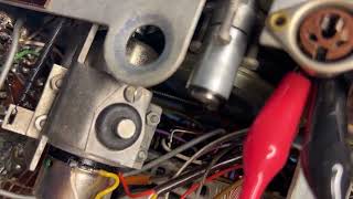 Tefifon Holiday Playing With Cover Off