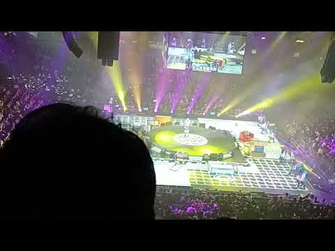 Sam Hui concert 許冠傑此時此處演唱會 13-04-2023 新的開始 (part 19/28)