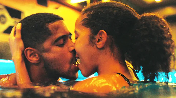 Foundation / Kiss Scene  Gaal and Raych (Lou Llobell and Alfred Enoch) | 1x02