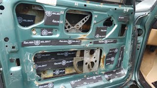 SAAB 900 T16 rescue (ep36): door card install 'how to'