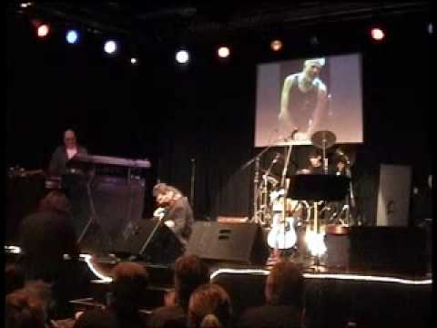Room to move live