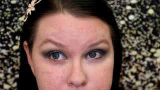 Stepping outside my eyeshadow comfort zone
Alrighty Guys. This is one of my first attempts to do a dark look with the #MANNYMUA #eternaleclipse #makeup Stepping outside my eyeshadow comfort zone