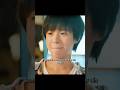 Esta mujer come olla caliente con sus amigos y no quiere pagar. #movie #shorts #film