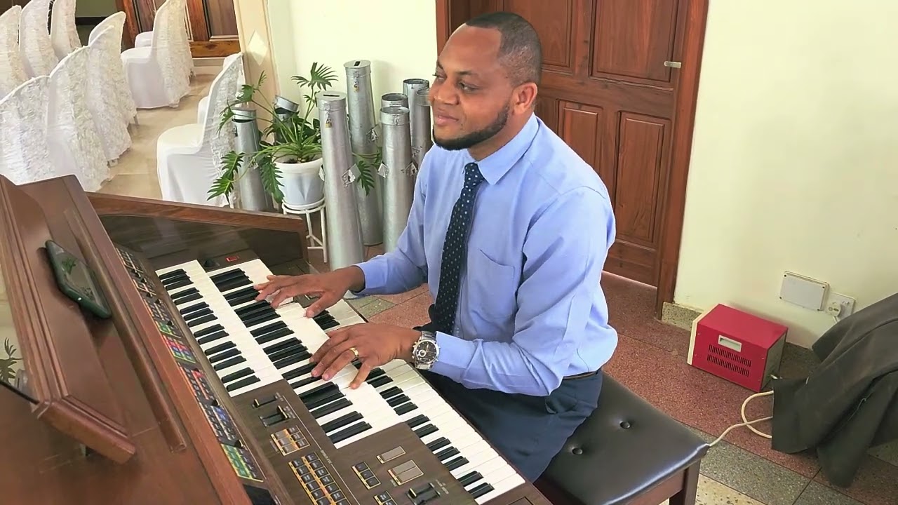 NIMEKUJA KUYAFANYA MAPENZI YAKO || MGANDU J.S ukichezwa na Tumaini Swai (FM)