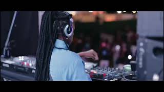 DJ Cleo Erly Tocando No Siga La Luna com Eva Rap Diva