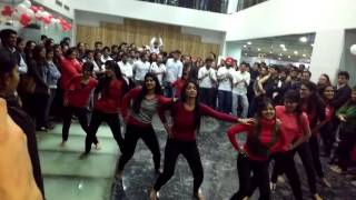 Christmas flash mob - 2015 @CSC Noida