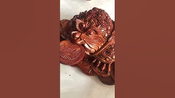 Cụ thiềm thừ gỗ hương Việt Nam. Giá 2.500.000