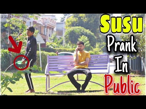 Peeing In Public Park | Prank In Pakistan | Loffers Tv