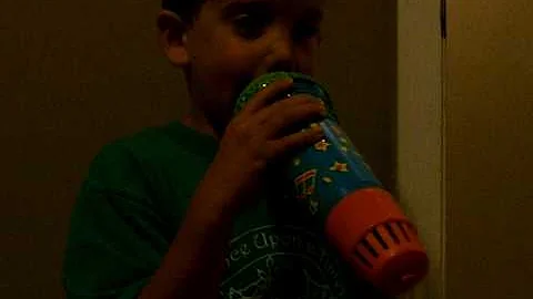 Jonas Singing "Jesse's Girl"