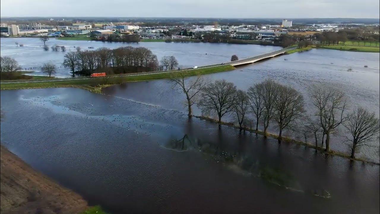 Extremely high water in the Netherlands, successful water management