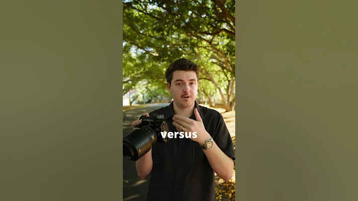 Do we stop using the viewfinder? #nikon #canon #screen #lens #photographer #photography #ytshorts