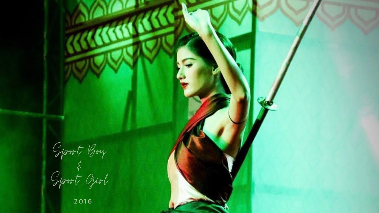 Pinkploy’s Thai dance