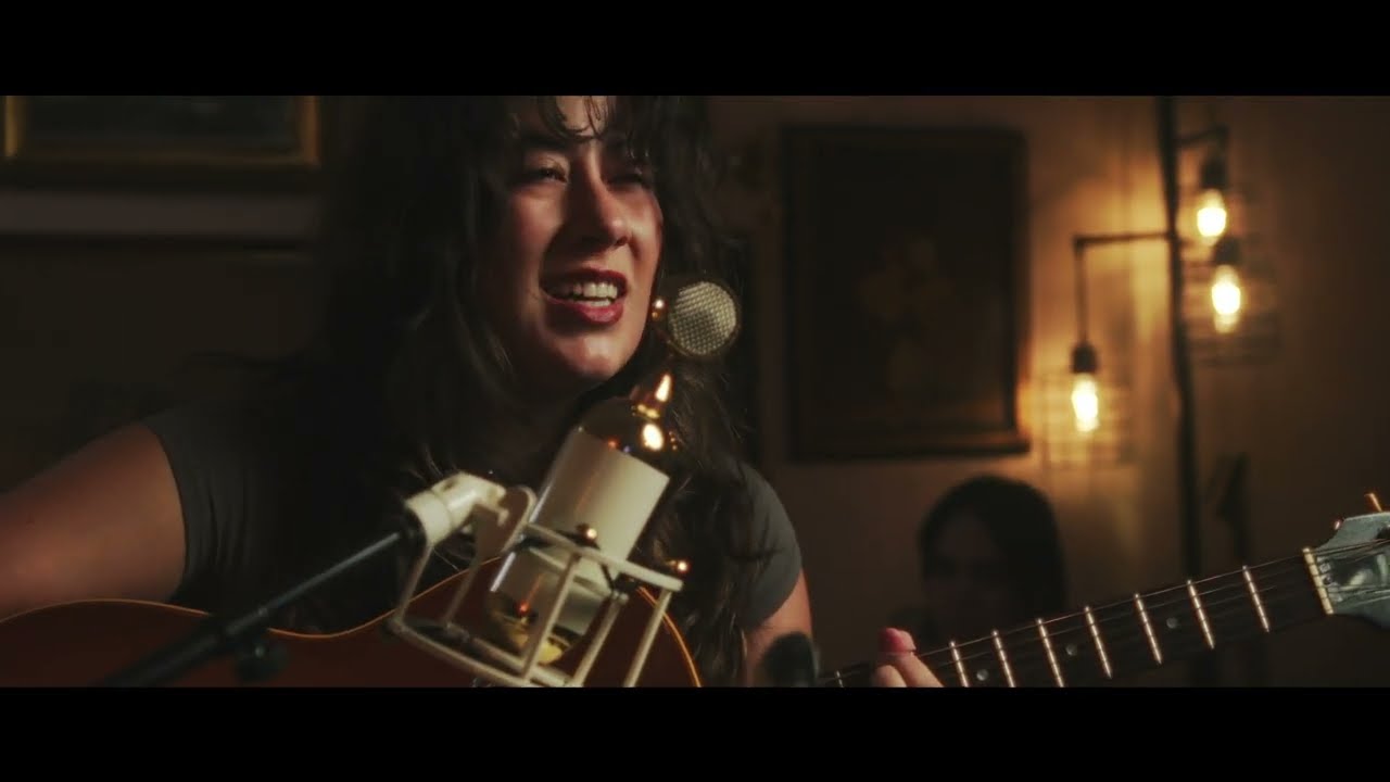 Freight Train - Corrina (with special guests Safehouse) // Soyuz Sessions adlı videoyu YouTube'da izle Freight Train - Corrina (with special guests Safehouse) // Soyuz Sessions adlı videoyu YouTube'da izle