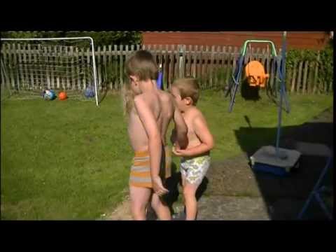 Benny  Hill Show ( Pesty Hill Show )
