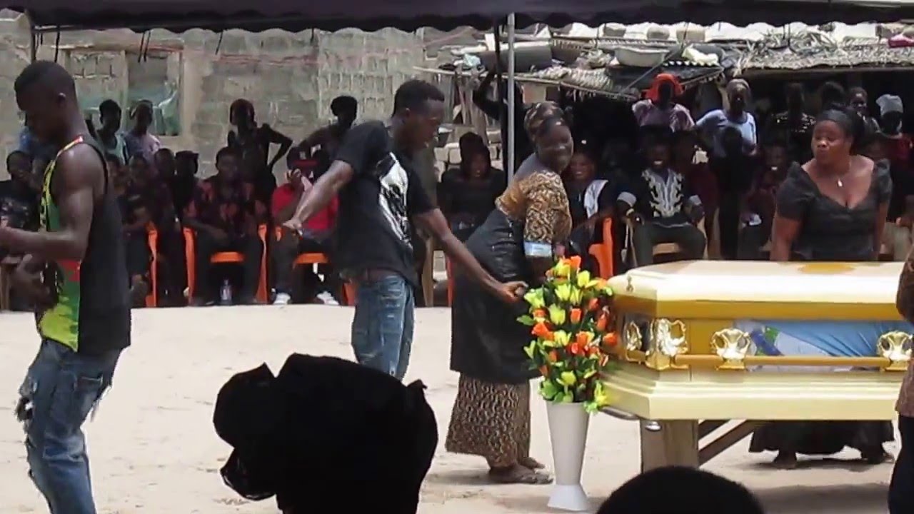 WEIRD FUNERALS IN GHANA 1 - YouTube