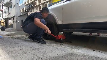 PORSCHE CAYENNE 2010 TPMS DIAGNOSE - SENSOR REPLACEMENT.