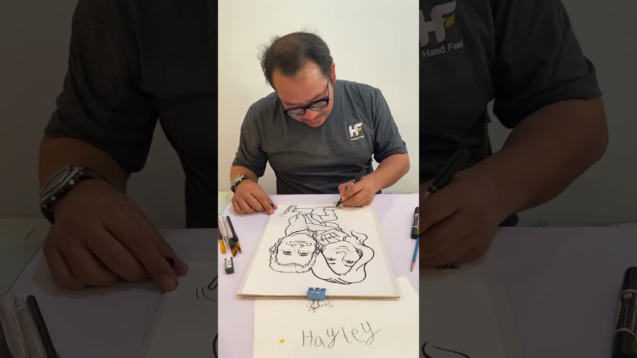Getting a Cartoon Portrait in Bangkok