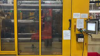 550 TON 39.3 OZ HUSKY MODEL H500RS80/65 PLASTIC INJECTION MOLDING MACHINE MFG 2011