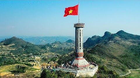 Thiêng liêng Cột cờ Lũng Cú trên đỉnh núi Rồng ở Hà Giang #saigontoday @saigontoiyeu2
