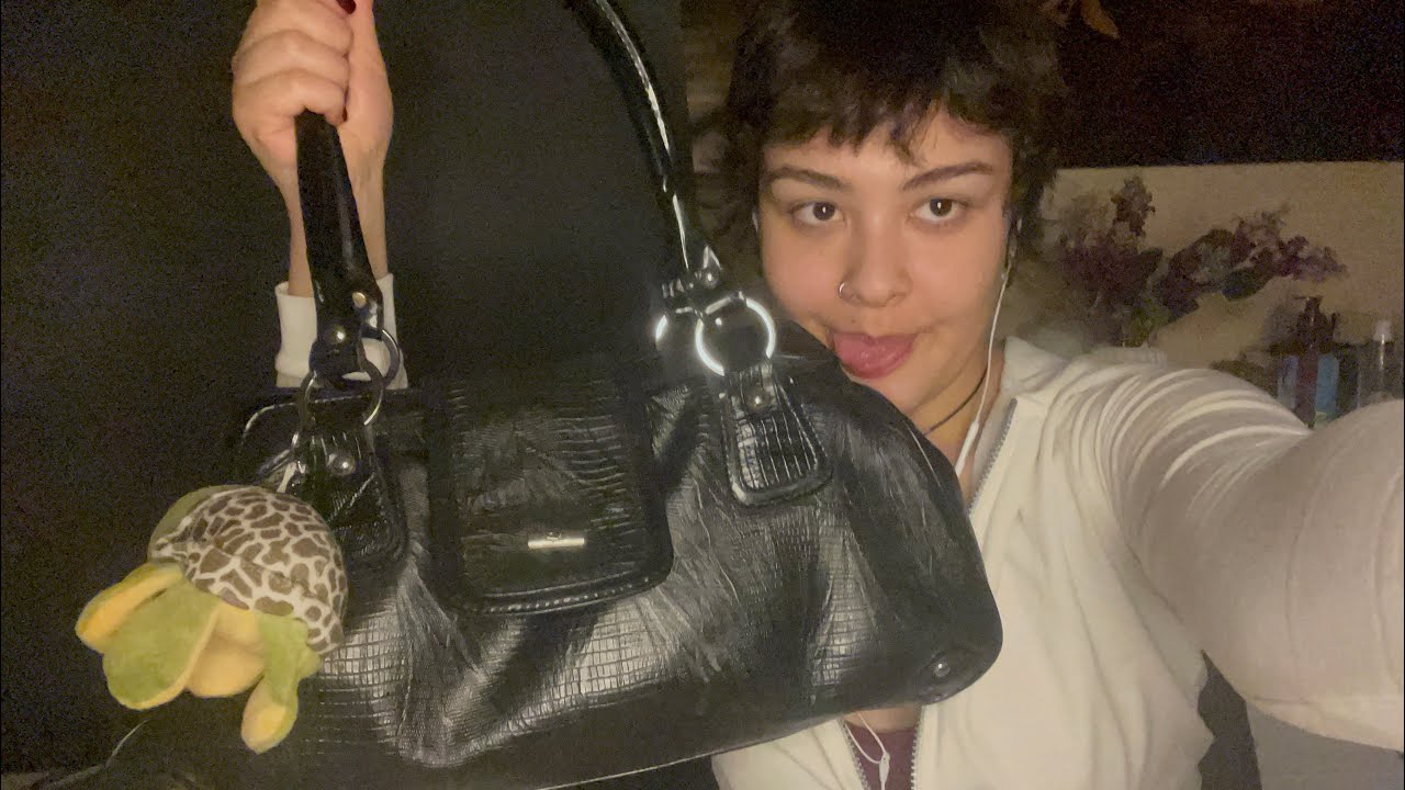 türkçe asmr/çantamda ne var ki? ekstra yavaş fısıltı