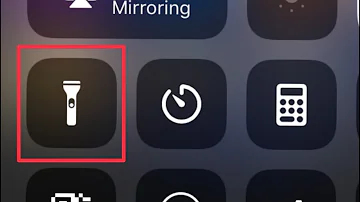 How do I find the flashlight on my iPhone 6?