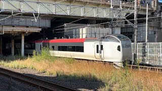 【空笛あり！】E259系0番台ｸﾗNe018編成+ｸﾗNe013編成　成田エクスプレス25号成田空港行きとして西船橋を高速通過するシーン