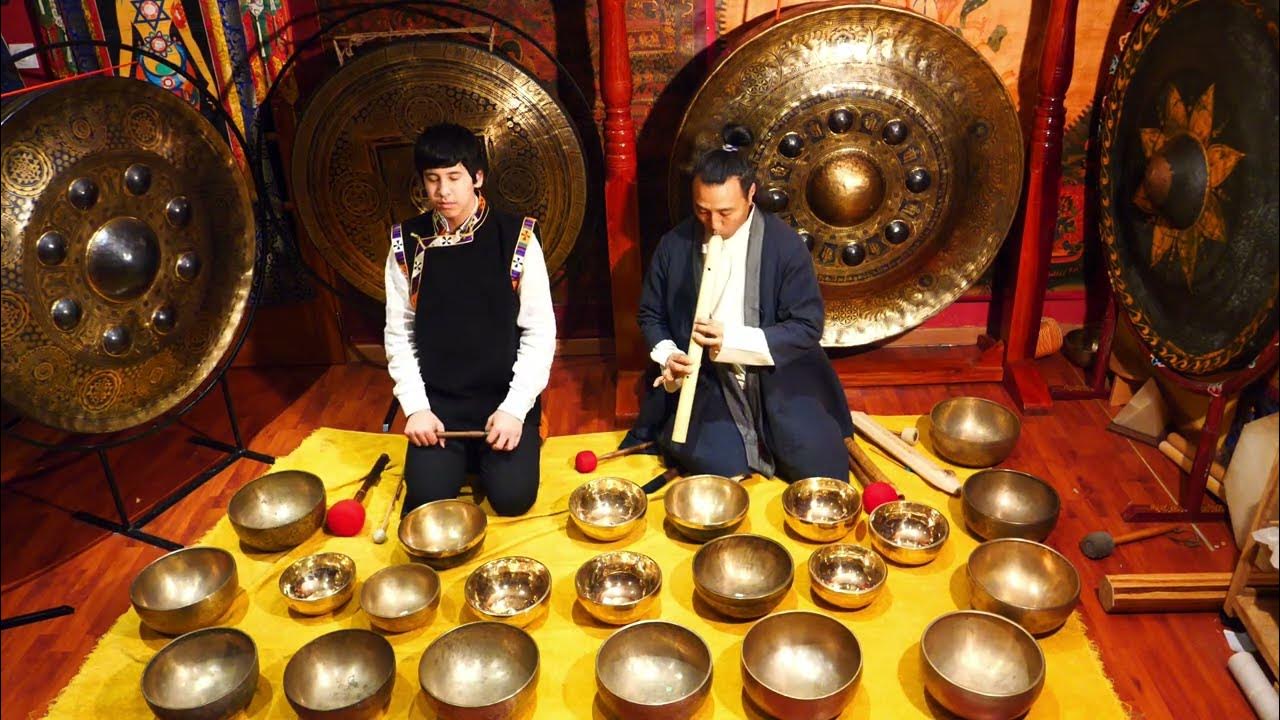 Méditation aux bols chantants et les gongs. YouTube
